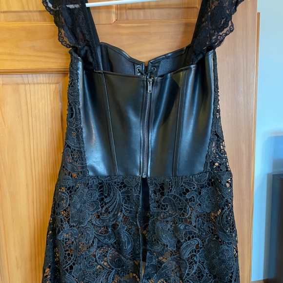 Leather & lace corset dress - Picture 2 of 4